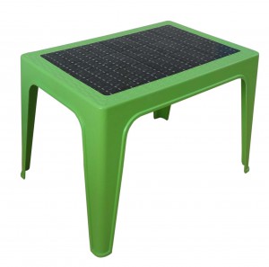 Table basse décorée vert